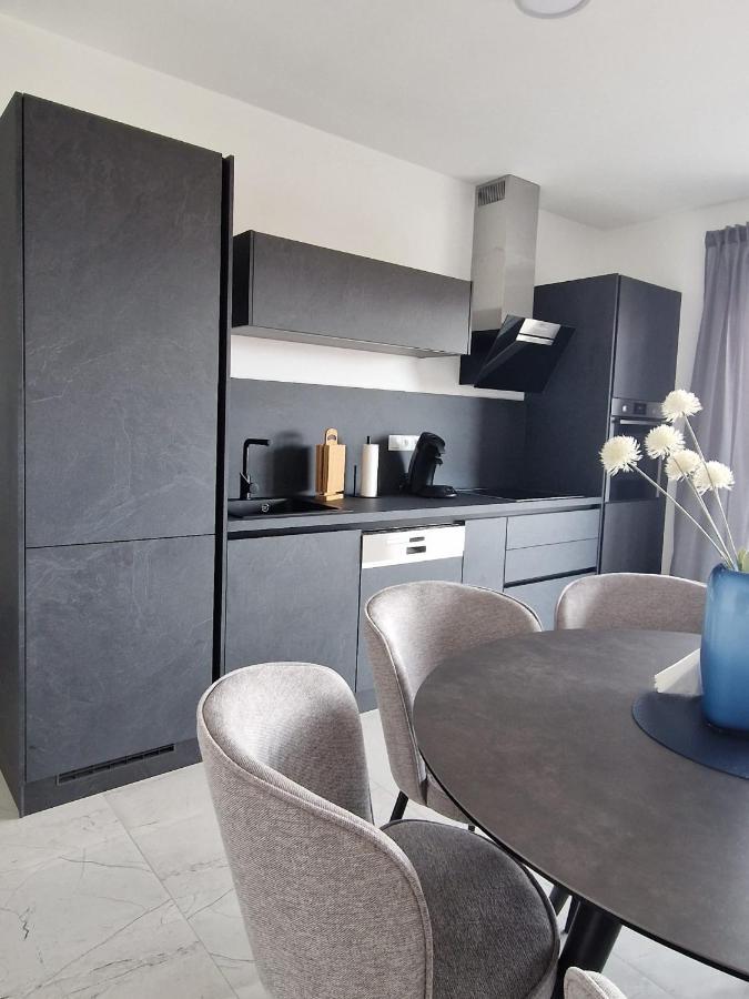Deluxe Apartment Mila Нин Экстерьер фото